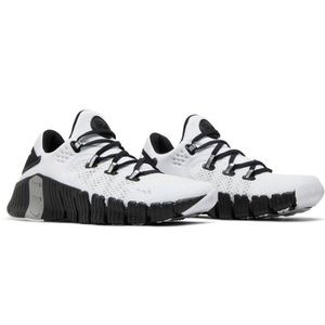 New in Box! Women’s Size 9 Nike Free Metcon 4 white/Black/Silver (Runs small)